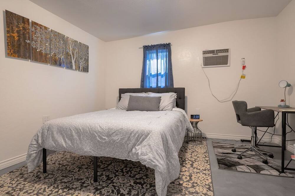 Photo of Bedroom in Mission Terrace