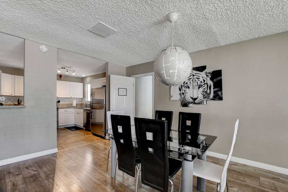 Photo of Kitchen in Rancho Oakey