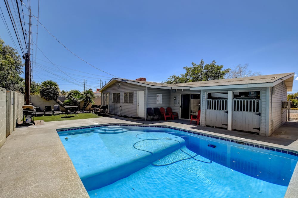 Photo of Outdoor in Rancho Oakey
