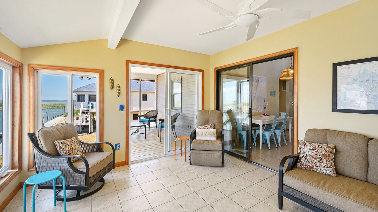 Photo of Livingroom in Captain's Cove