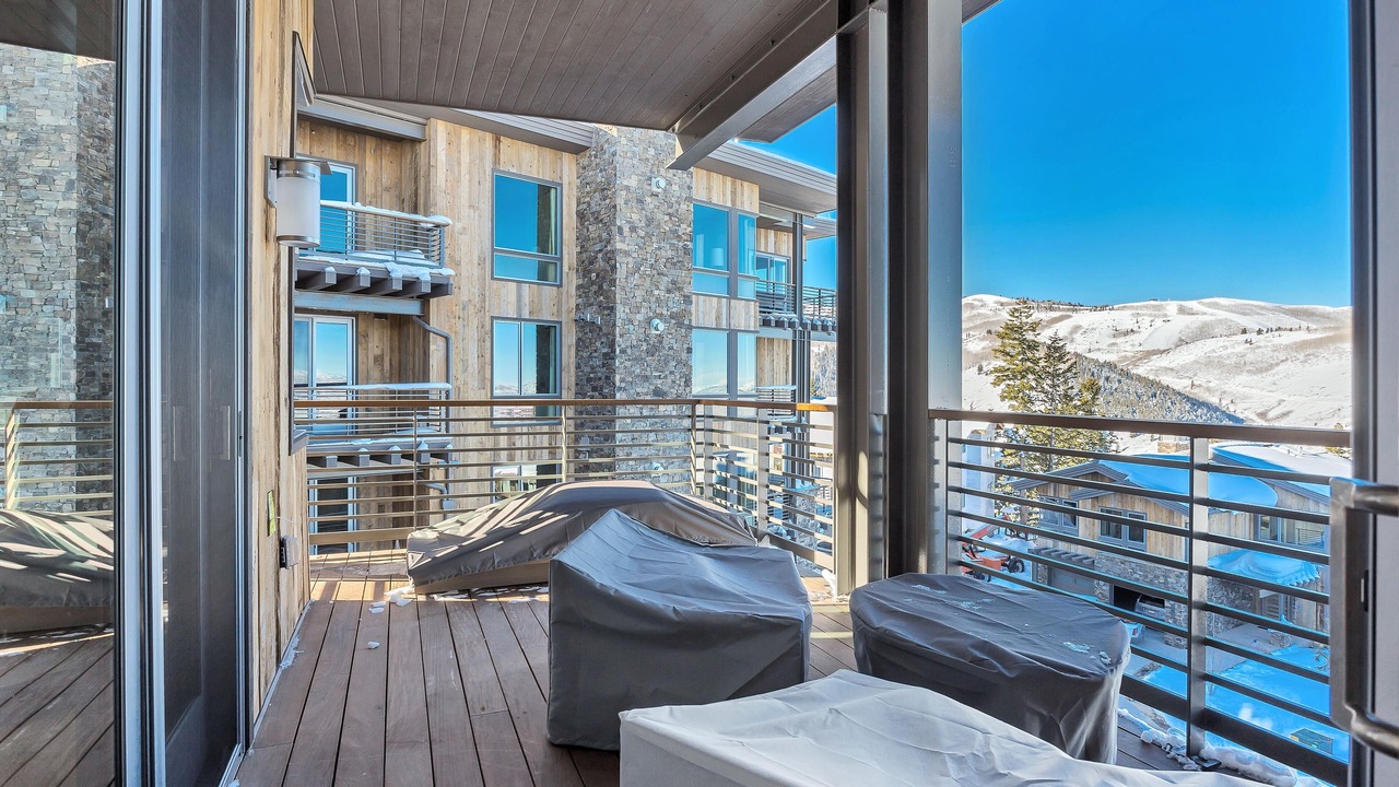 Photo of Patio Balcony in Deer Valley