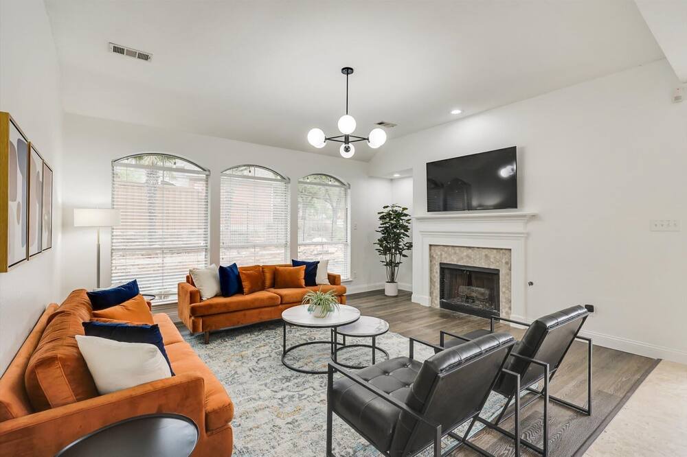 Photo of Bedroom in Rowlett