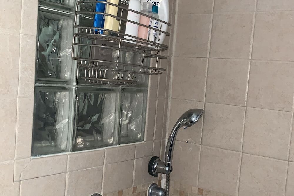 Photo of Bathroom in Tallman