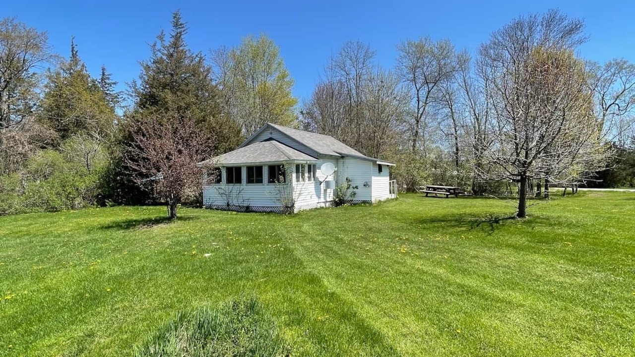 Photo of Outdoor in Town of Macomb