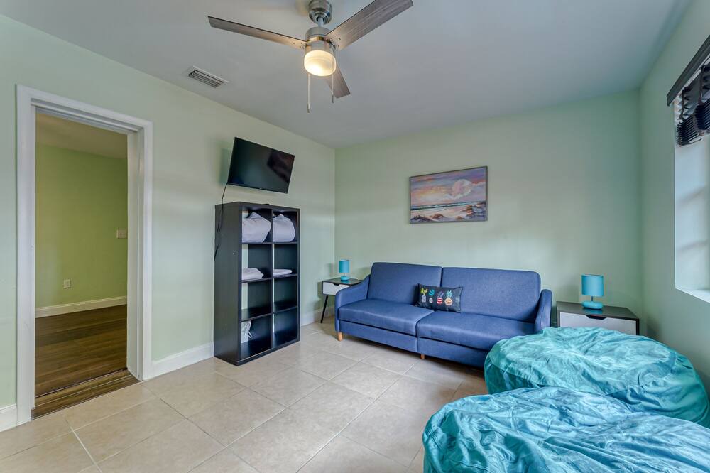 Photo of Bedroom in Central Corals