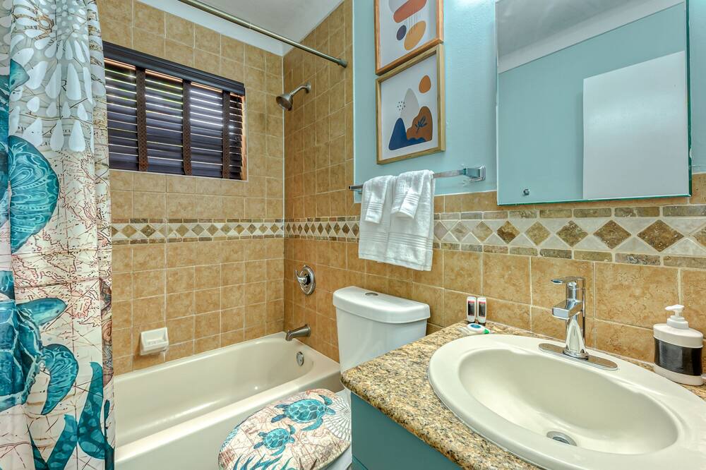 Photo of Bathroom in Central Corals
