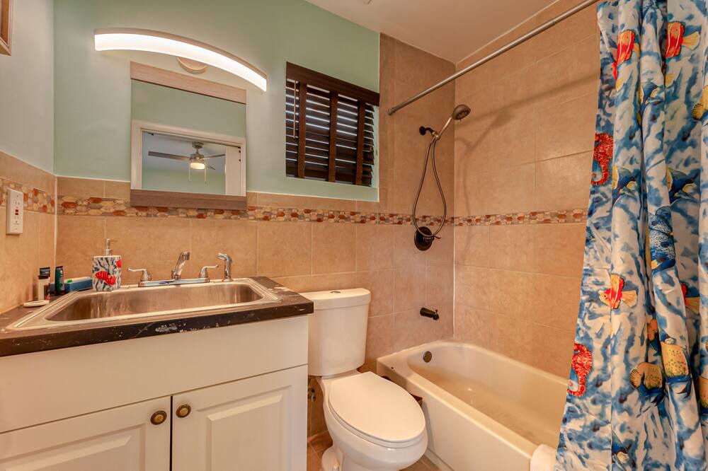 Photo of Bathroom in Central Corals