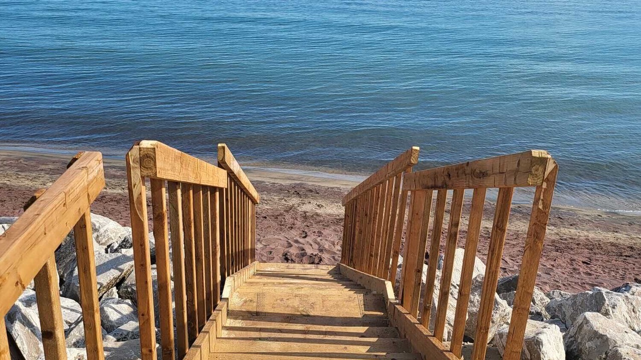 Photo of Others in Long Point