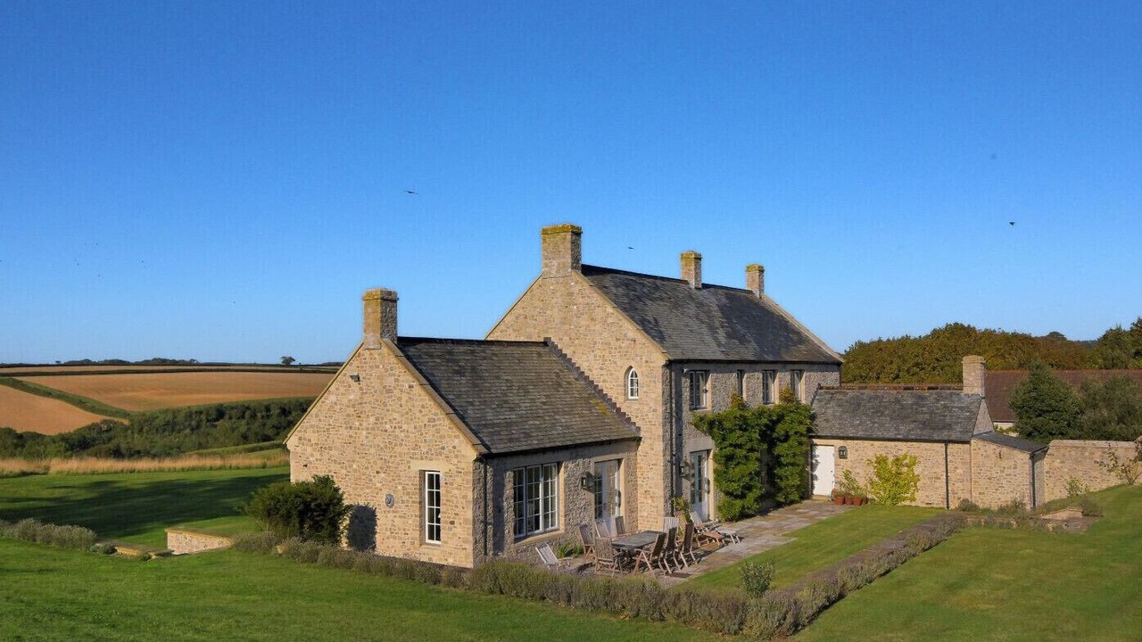 Photo of Others in Axmouth