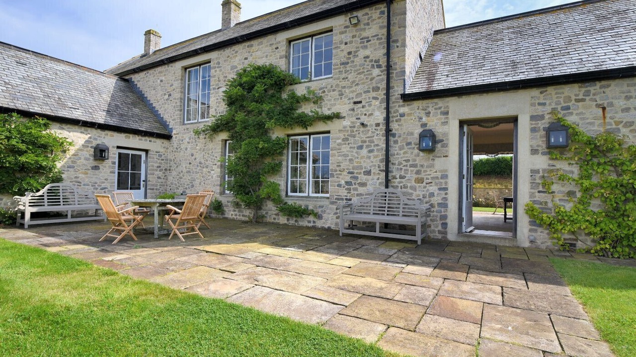 Photo of Patio Balcony in Axmouth