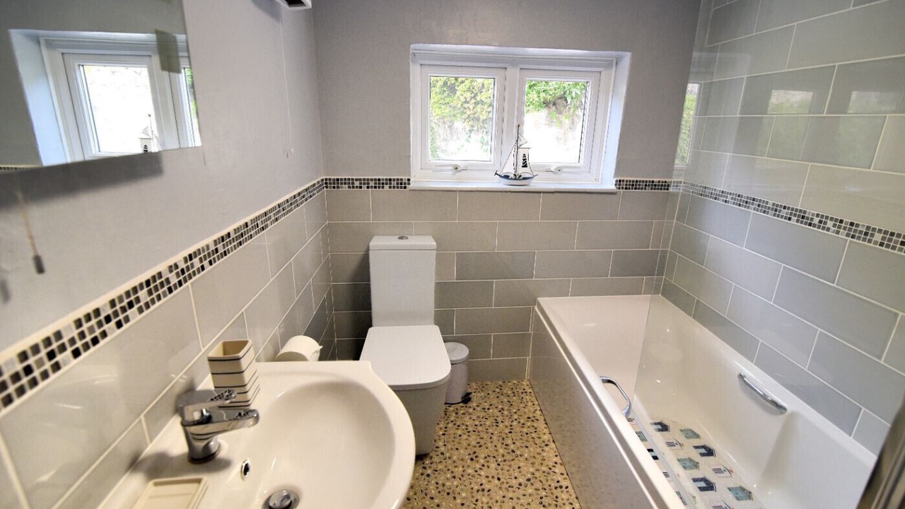 Photo of Bathroom in Beer