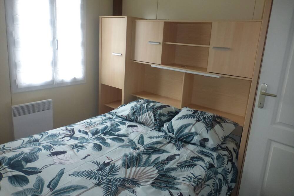 Photo of Bedroom in Bagneres-de-Bigorre