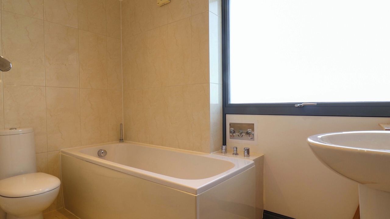 Photo of Bathroom in West Bay