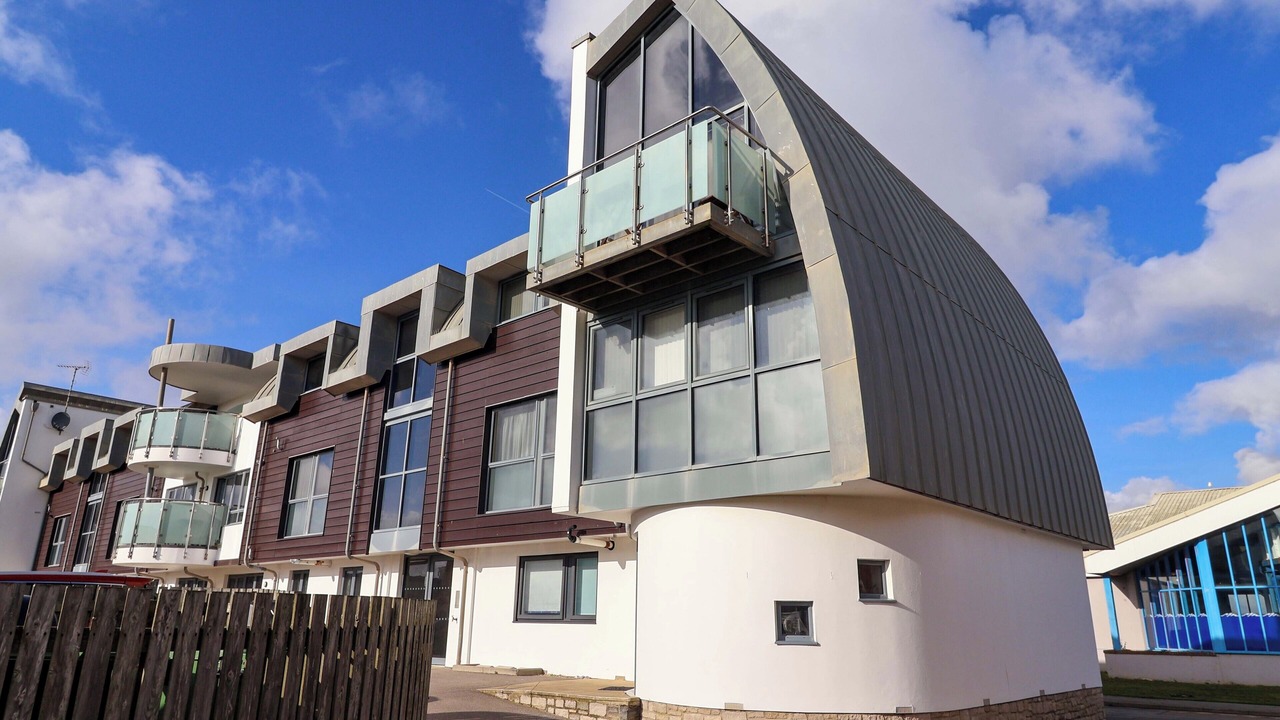 Photo of Outdoor in West Bay