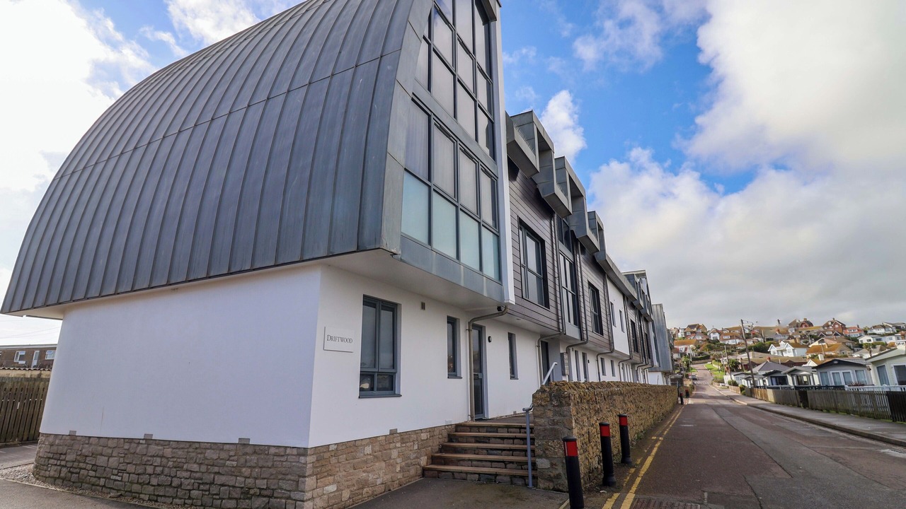 Photo of Outdoor in West Bay