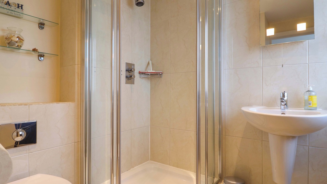 Photo of Bathroom in West Bay