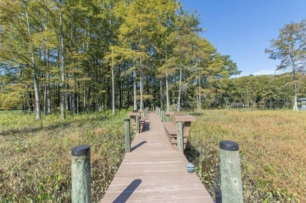 Photo of Outdoor in Stonehouse