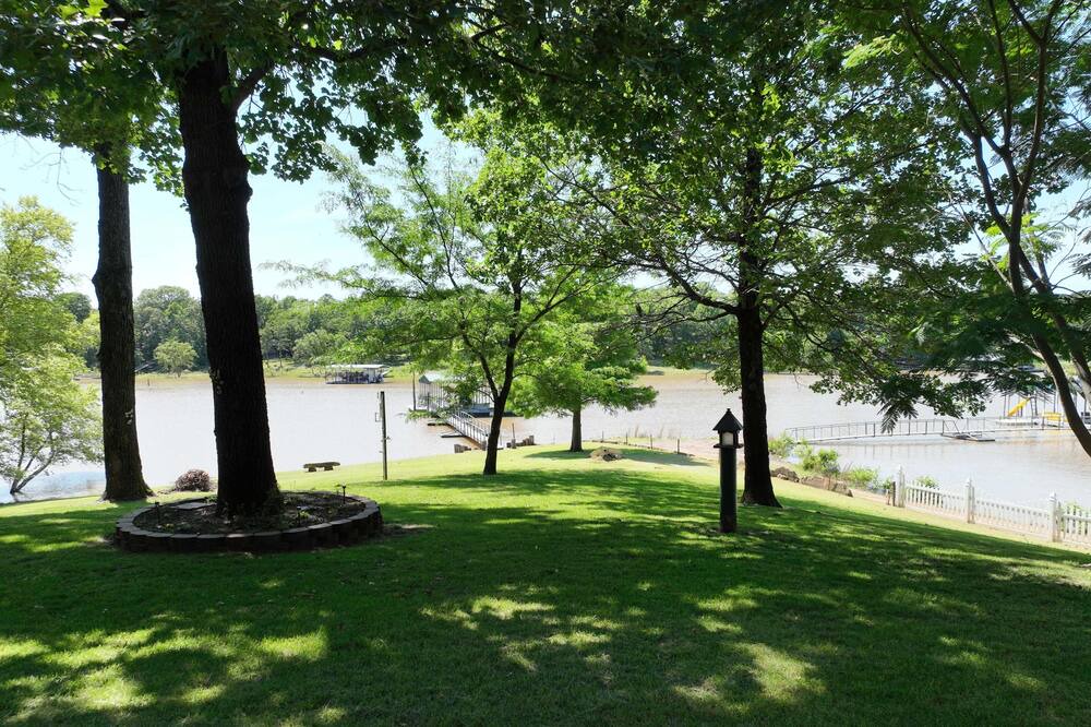 Photo of Outdoor in Hoyt