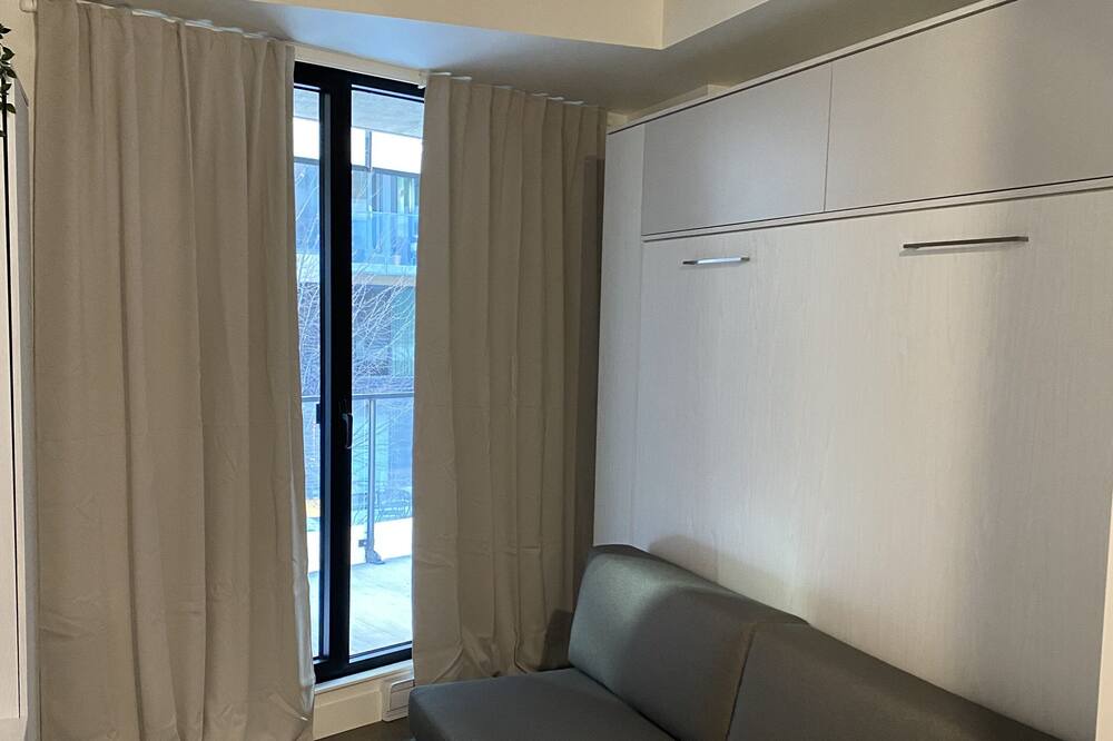 Photo of Livingroom in Pointe-Saint-Charles