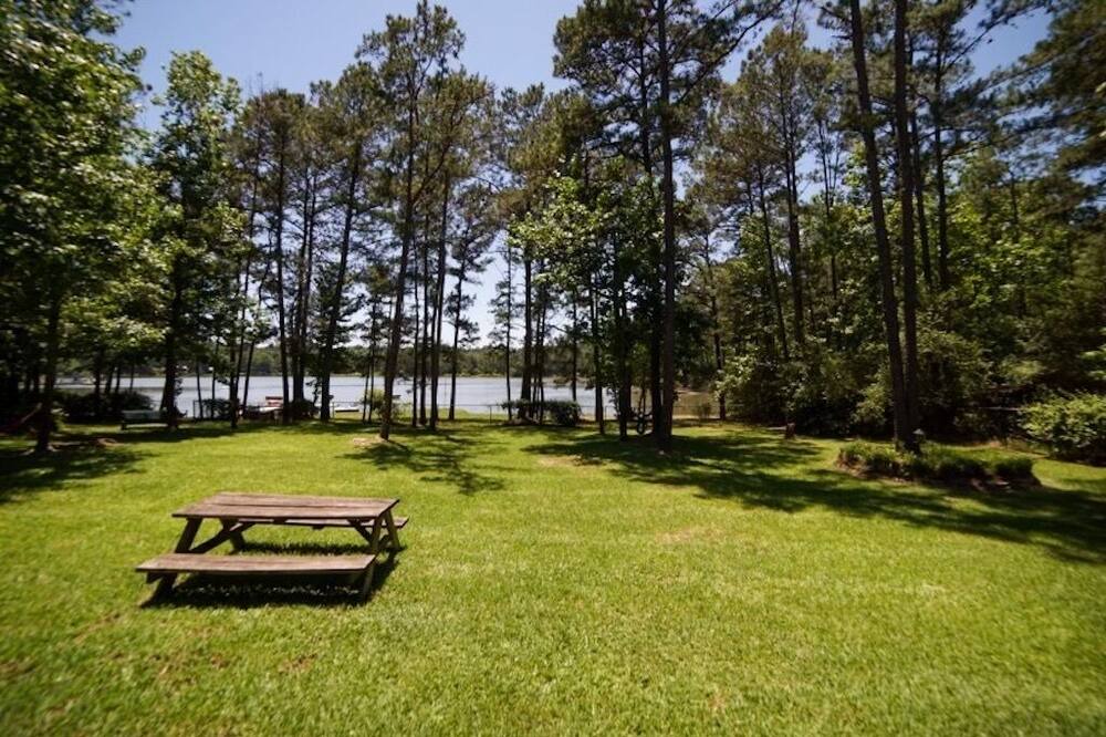 Photo of Outdoor in Trinity