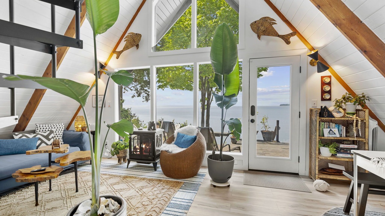 Photo of Livingroom in Blaine