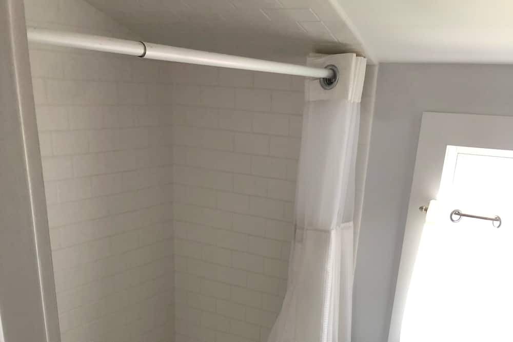 Photo of Bathroom in Gradyville
