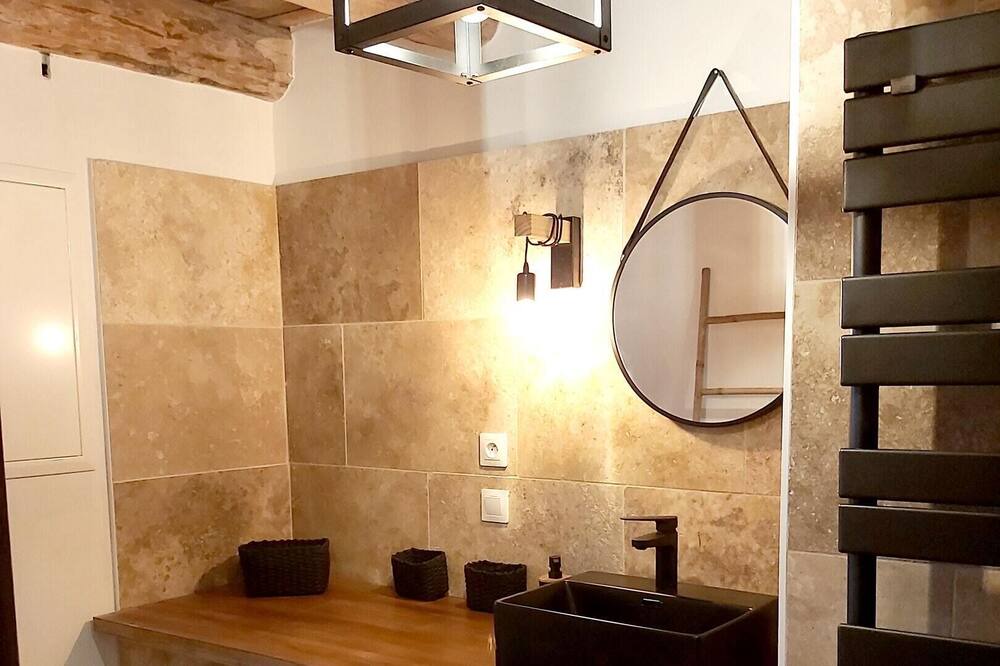 Photo of Bathroom in Lanarce
