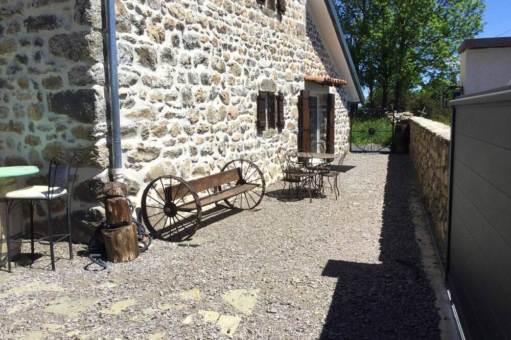 Photo of Outdoor in Lanarce
