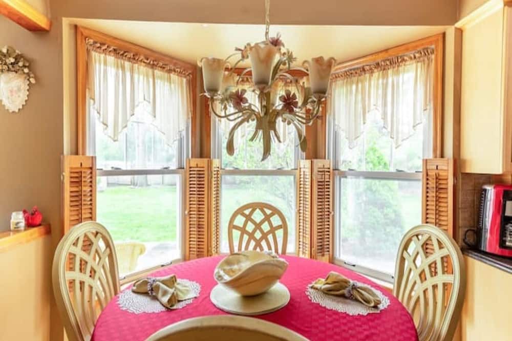 Photo of Others in Holbrook