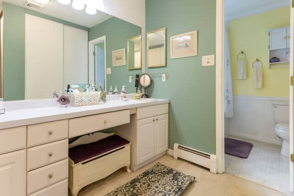 Photo of Bathroom in Holbrook