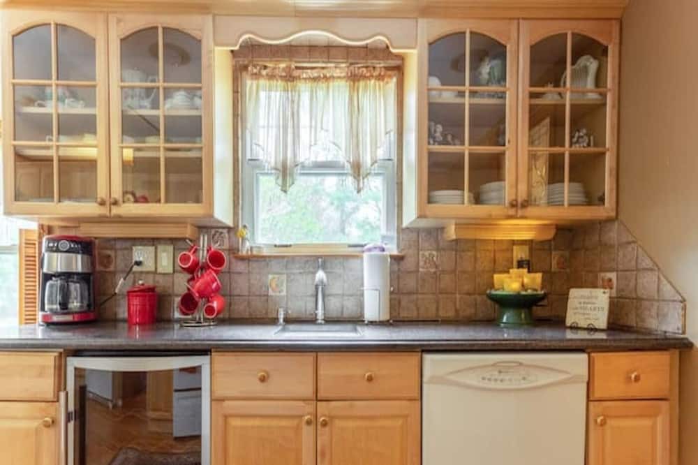 Photo of Kitchen in Holbrook