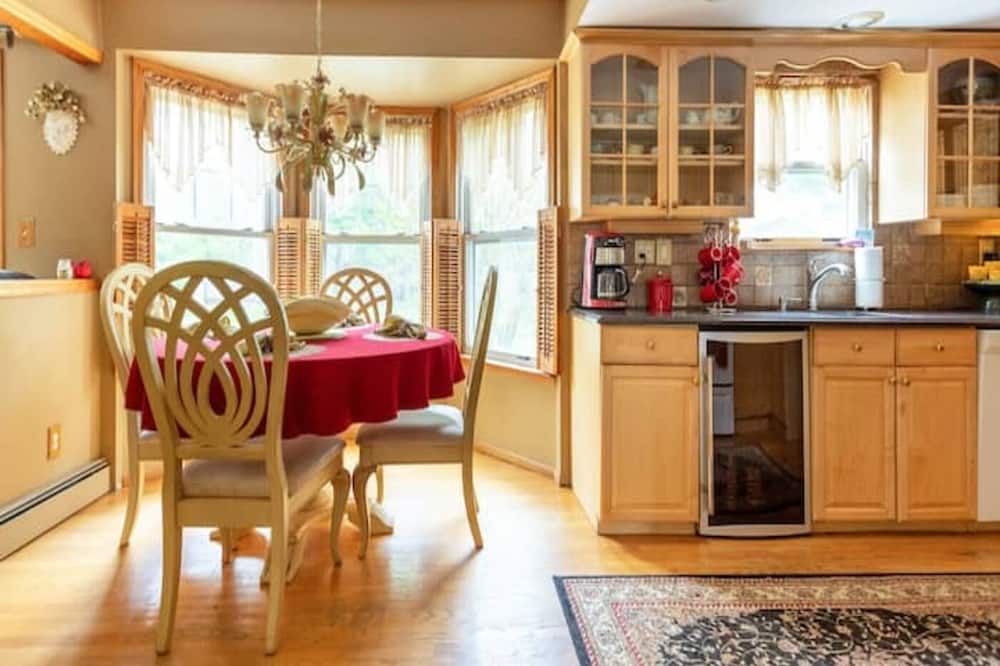 Photo of Kitchen in Holbrook