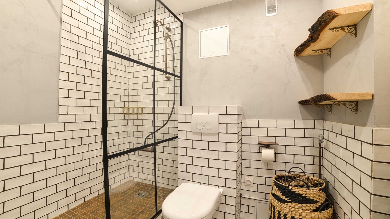 Photo of Bathroom in Porte-Dauphine