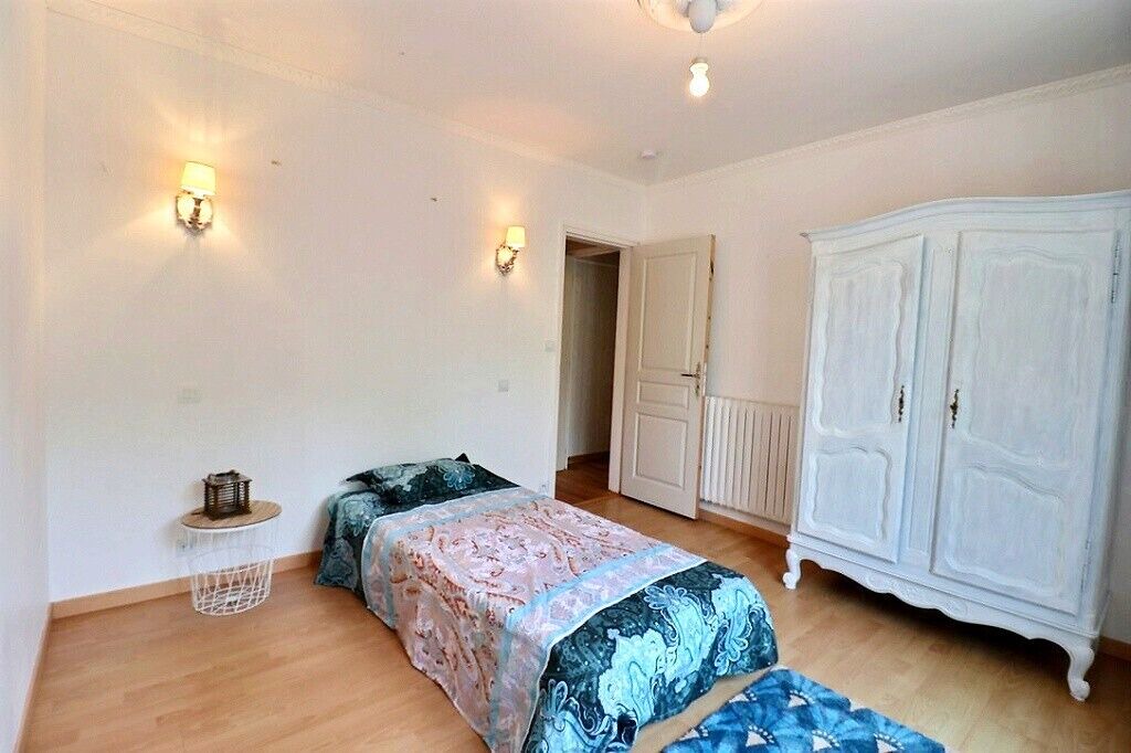 Photo of Others in Plescop