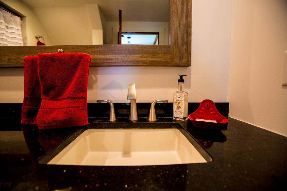 Photo of Bathroom in Hamilton