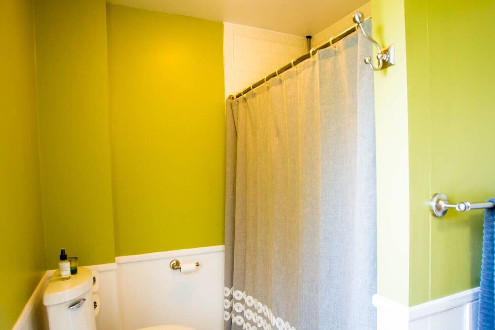 Photo of Bathroom in Hamilton