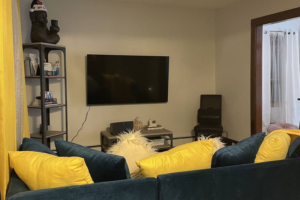 Photo of Livingroom in Hartford