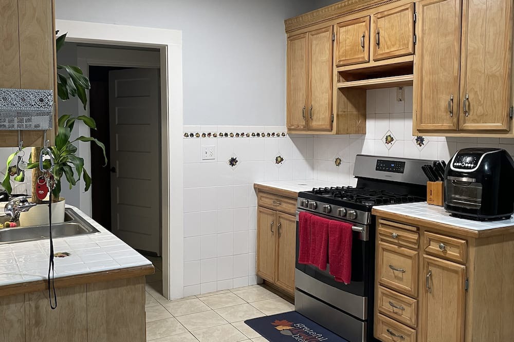 Photo of Others in Hartford