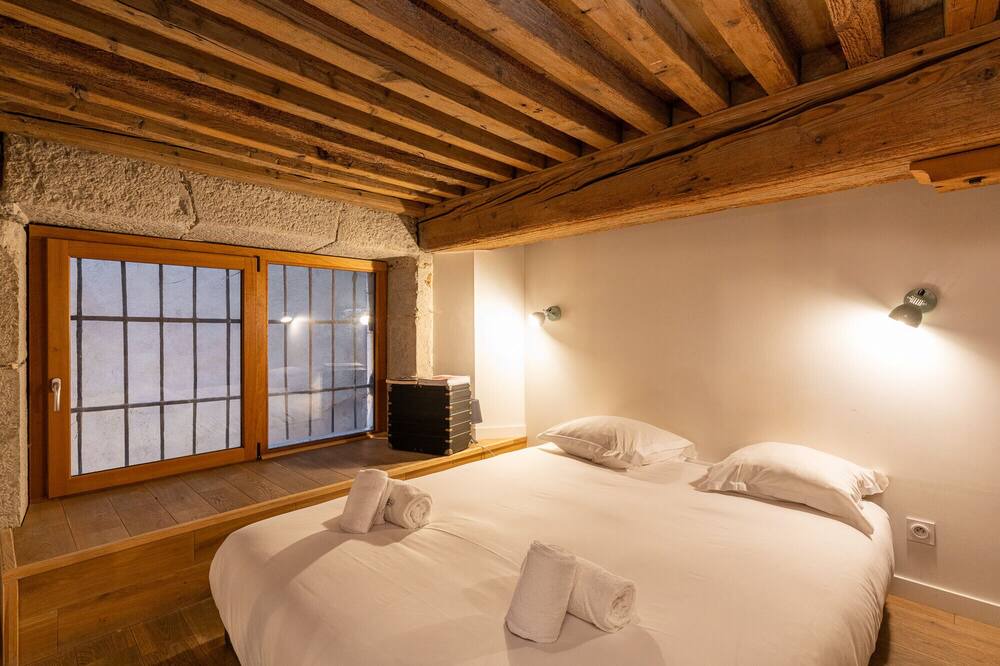 Photo of Others in Old Lyon