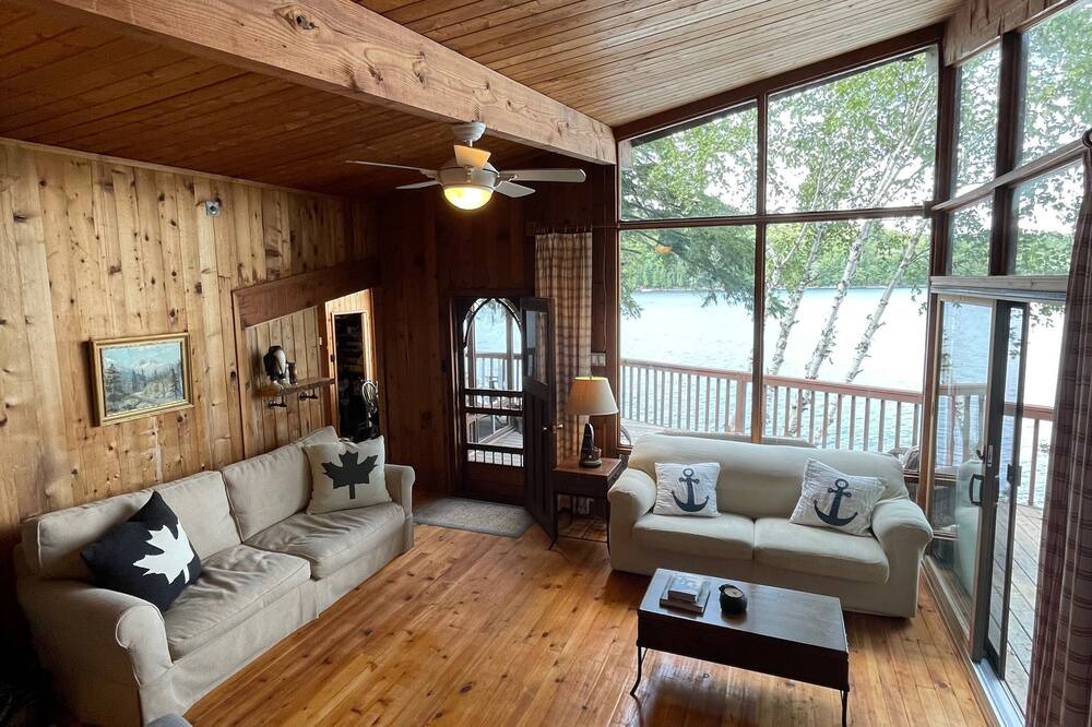Photo of Livingroom in Windermere