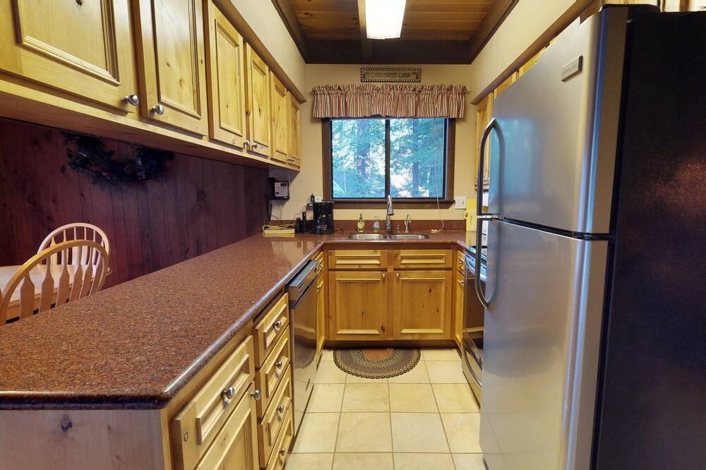 Photo of Kitchen in Kingswood Estates