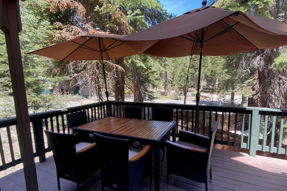 Photo of Outdoor in Kingswood Estates