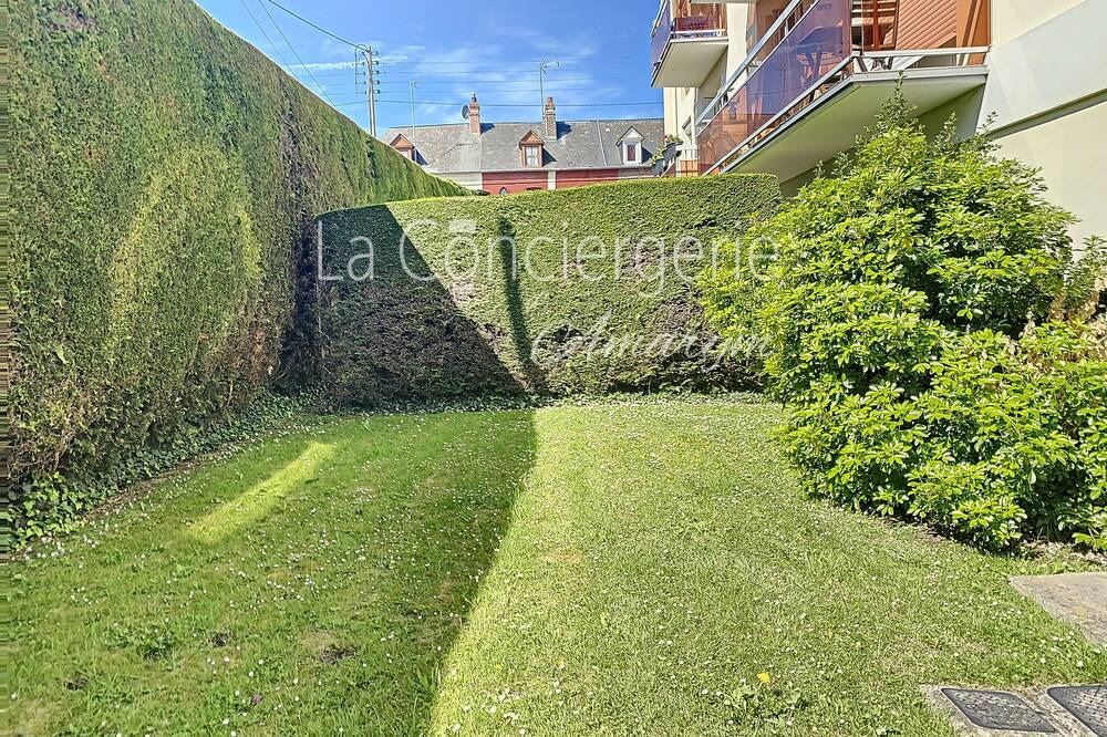 Photo of Outdoor in Eu