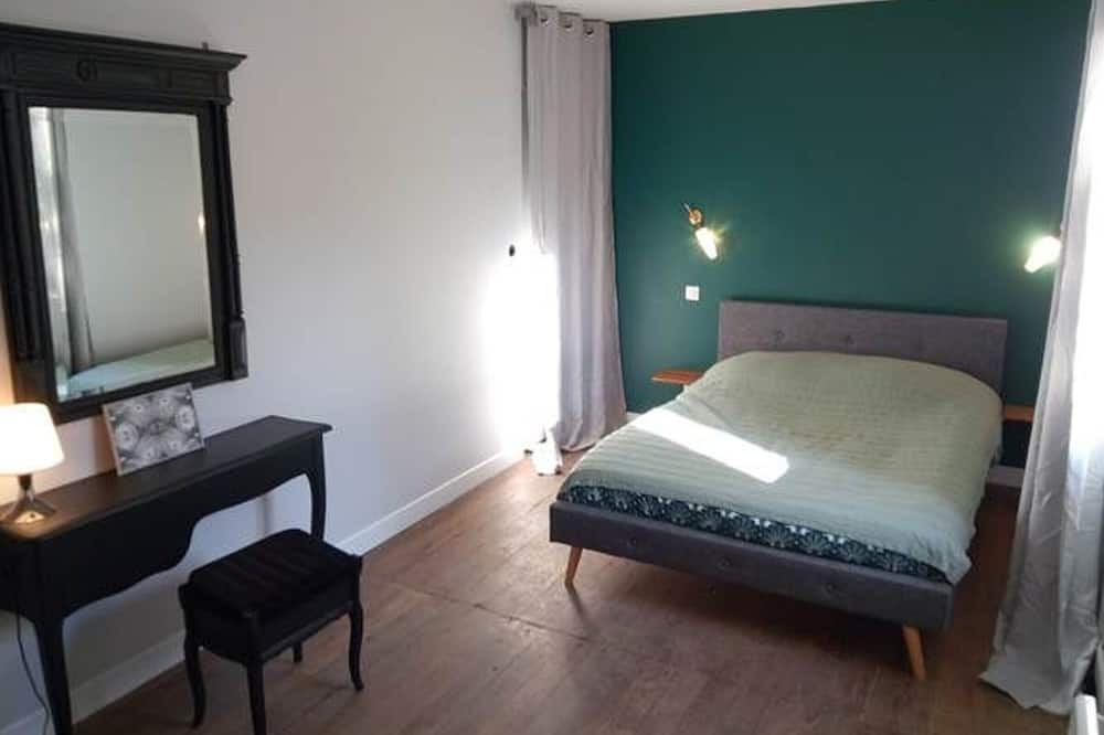 Photo of Bedroom in Cusey