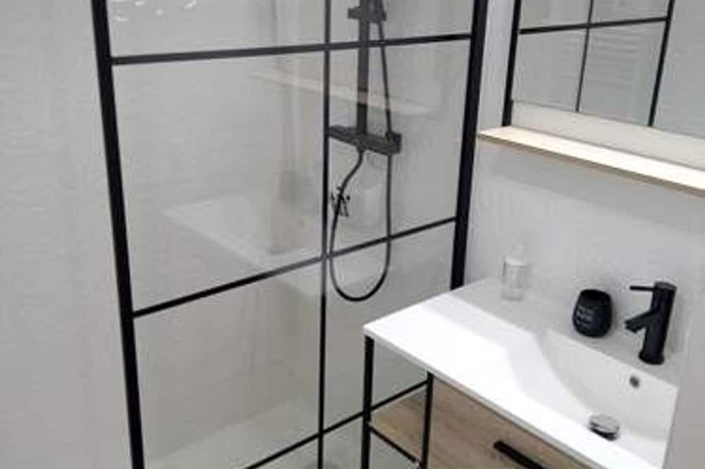 Photo of Bathroom in Cusey