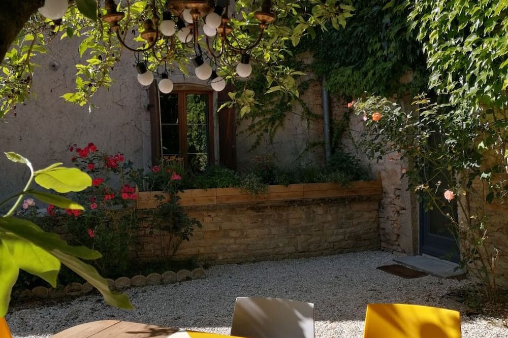 Photo of Outdoor in Cusey