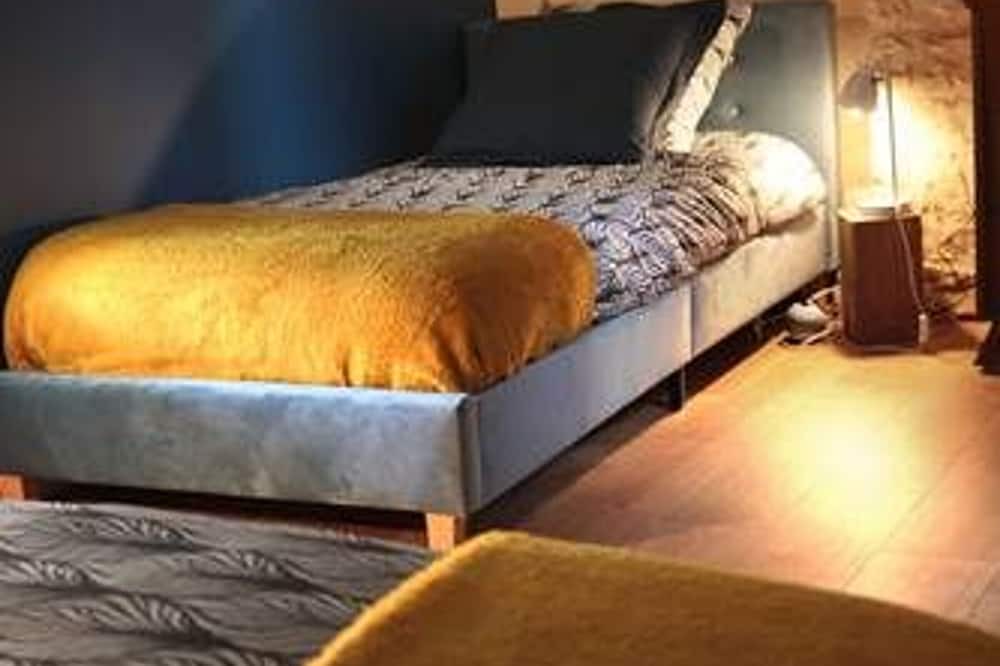 Photo of Bedroom in Cusey