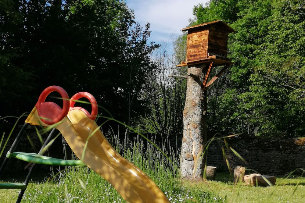 Photo of Outdoor in Cusey