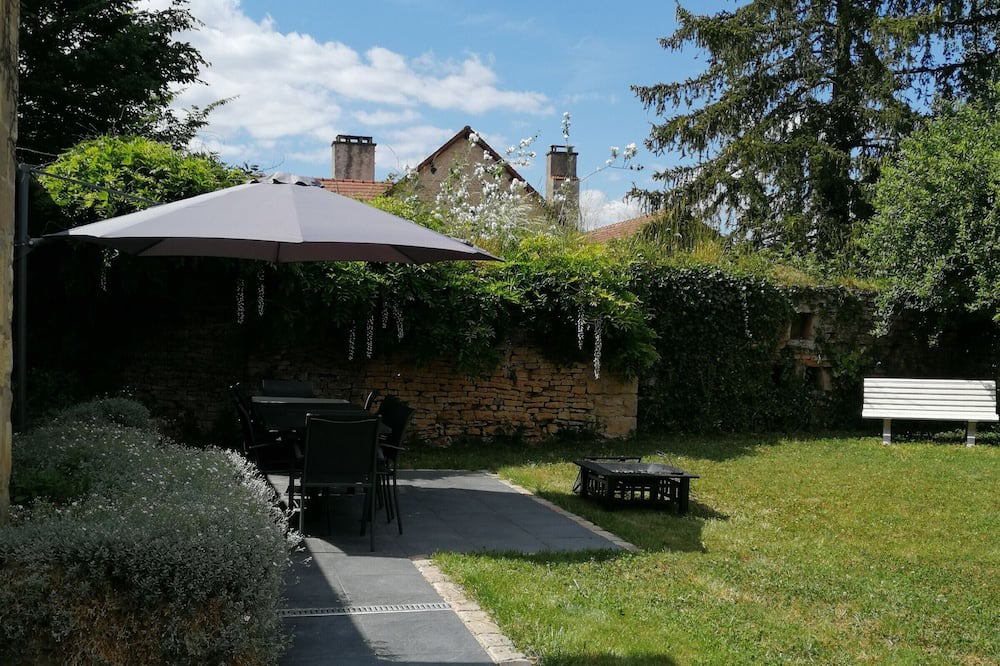 Photo of Outdoor in Cusey