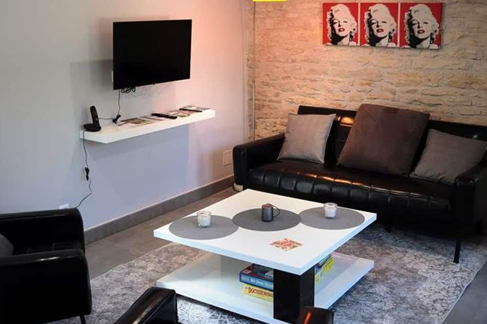 Photo of Livingroom in Cusey